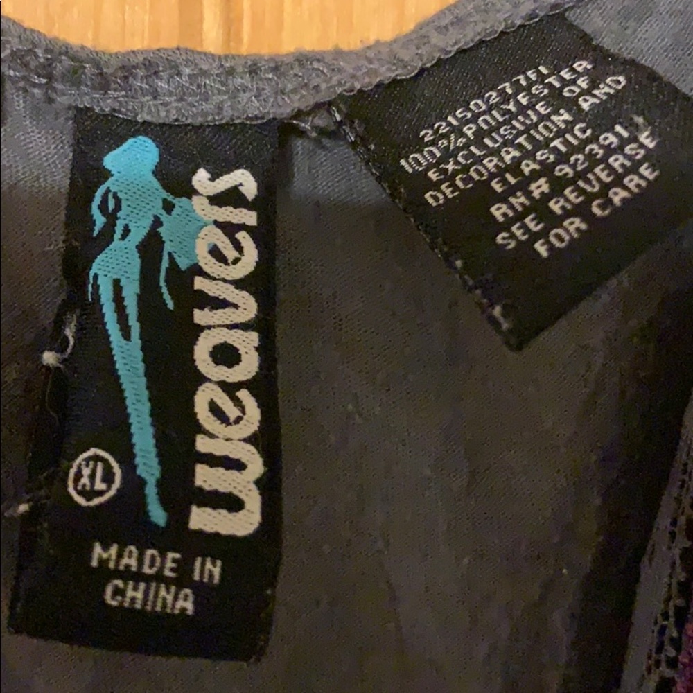 Tank top - Picture 2 of 2